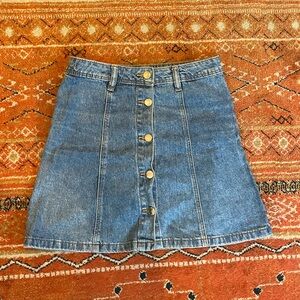 Denim Skirt

EUR 34
UK 6